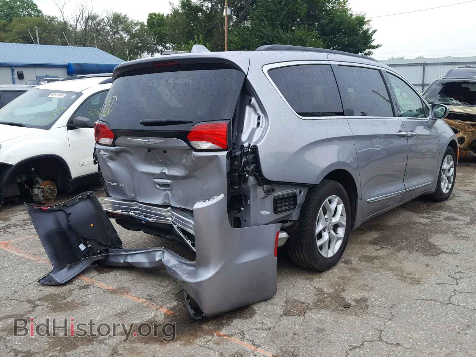 2017 CHRYSLER PACIFICA T - VIN: 2C4RC1BG2HR810231 - Photo 4