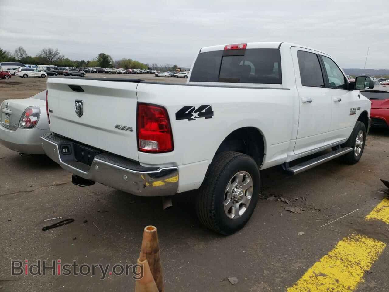 2017 RAM 2500 - VIN: 3C6TR5DT3HG583943 - Фото 4