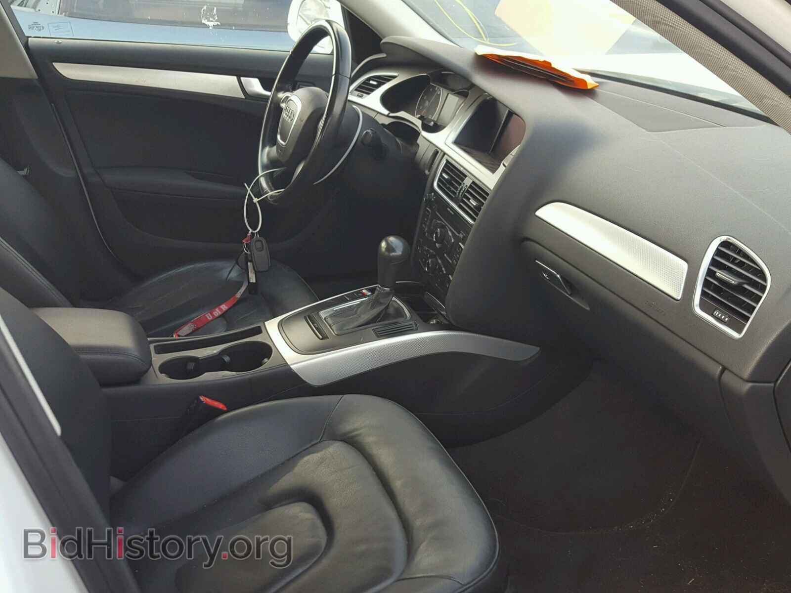 2011 AUDI A4 - VIN: WAUAFAFL5BN045111 - Фото 5