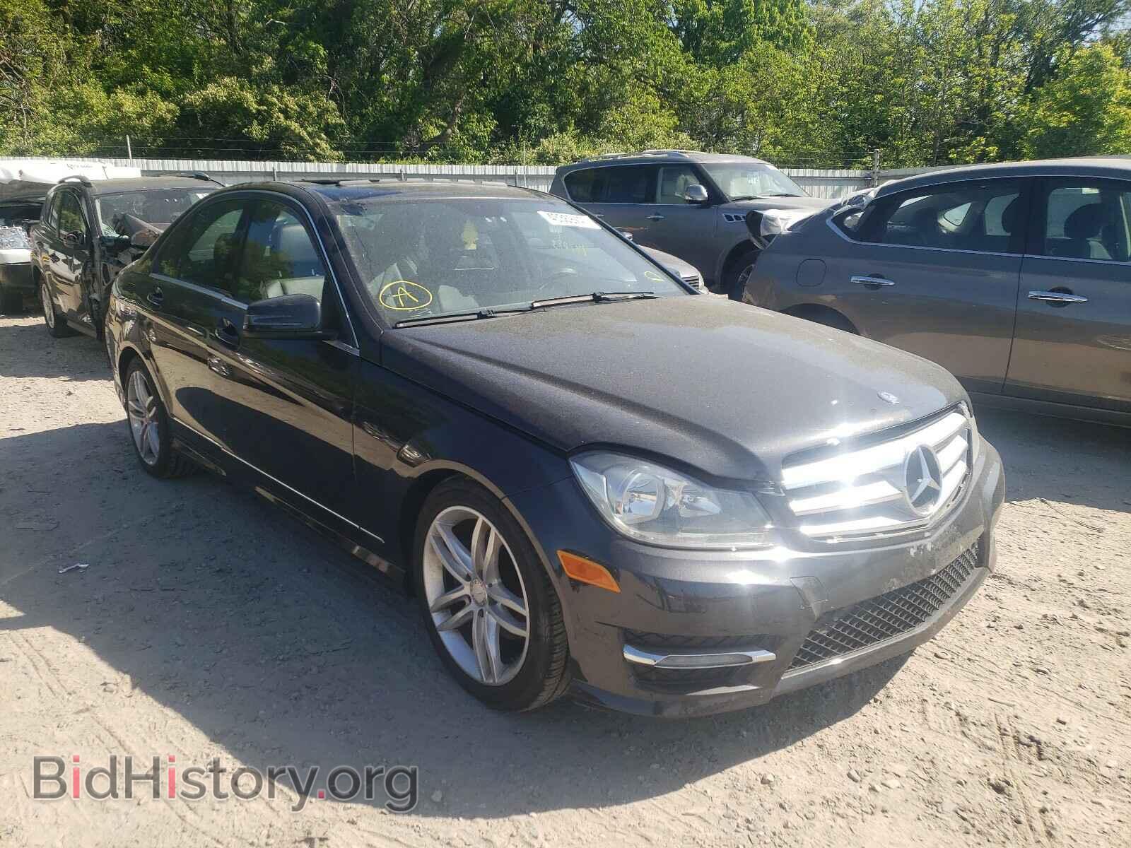 Photo WDDGF8BB6CA649168 - MERCEDES-BENZ C-CLASS 2012