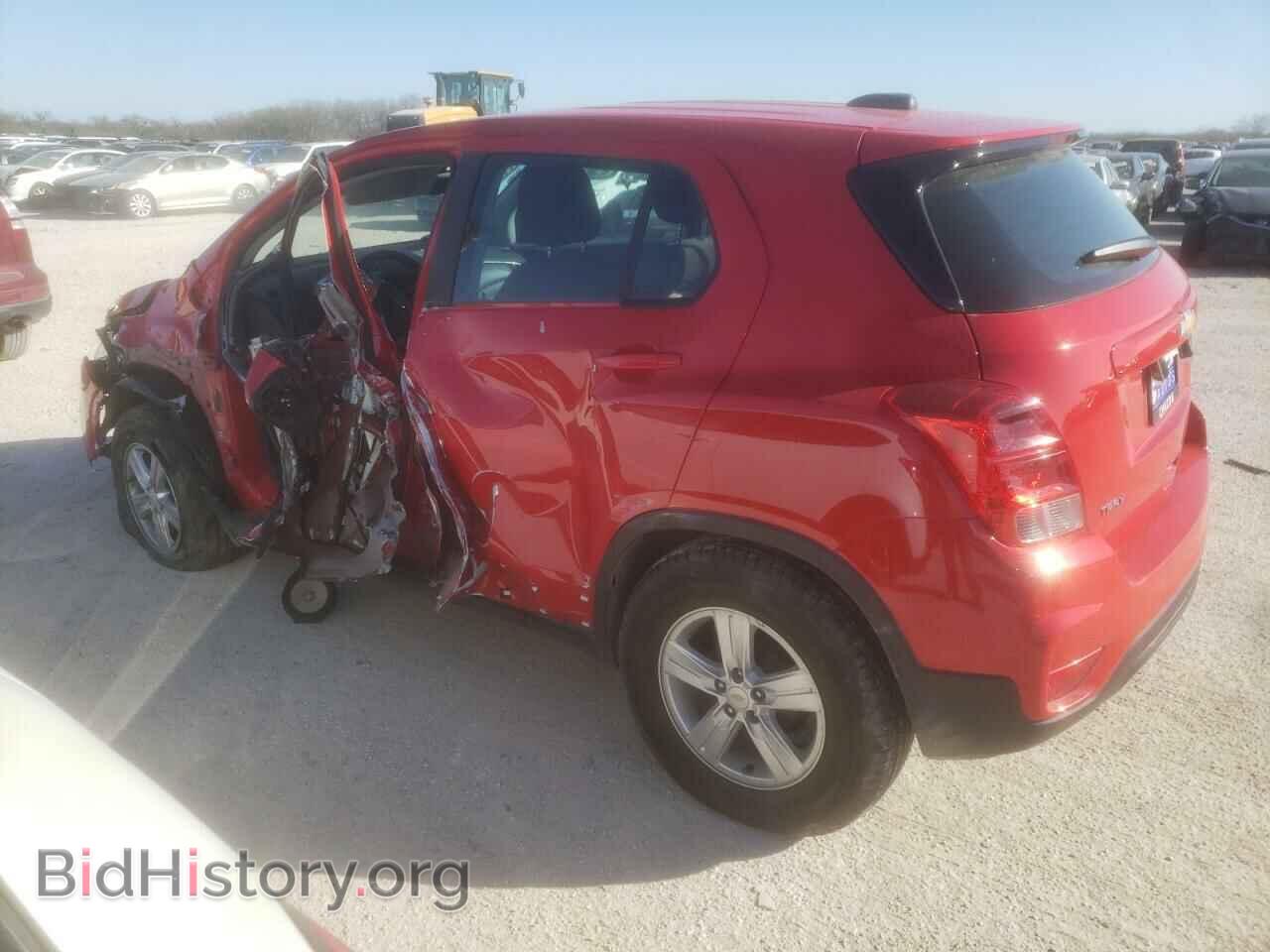 2020 CHEVROLET TRAX - VIN: KL7CJKSB9LB335946 - Фото 2