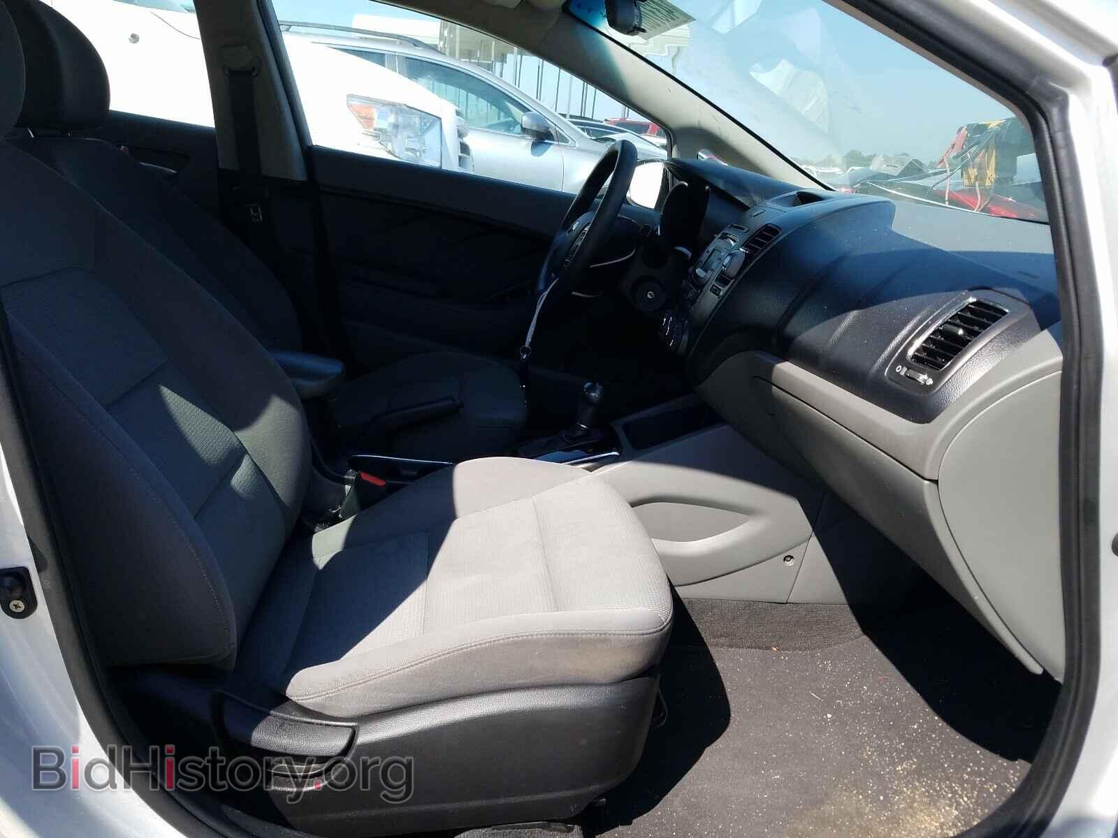 2017 KIA FORTE - VIN: 3KPFK4A73HE117002 - Фото 5