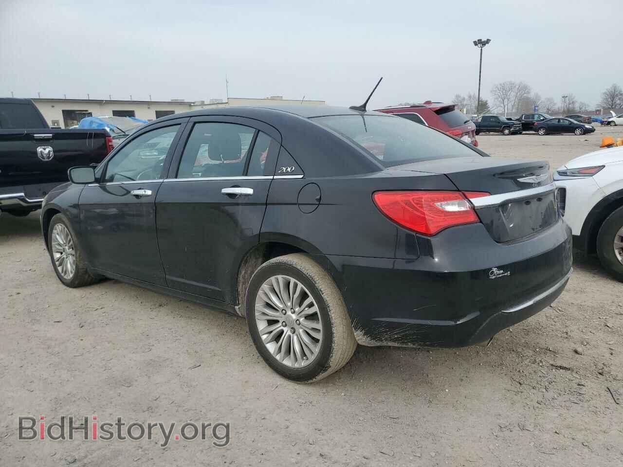 2013 CHRYSLER 200 - VIN: 1C3CCBCG7DN603744 - Фото 2