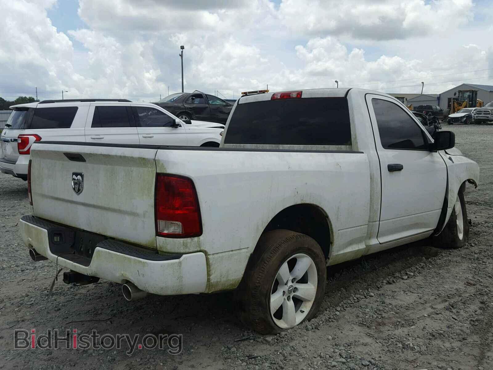 2013 RAM 1500 ST - VIN: 3C6JR6ATXDG541667 - Фото 4