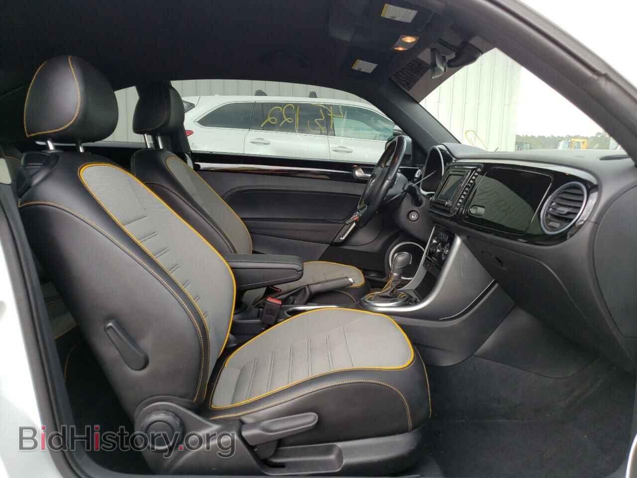 2017 VOLKSWAGEN BEETLE - VIN: 3VWS17AT2HM622421 - Фото 5