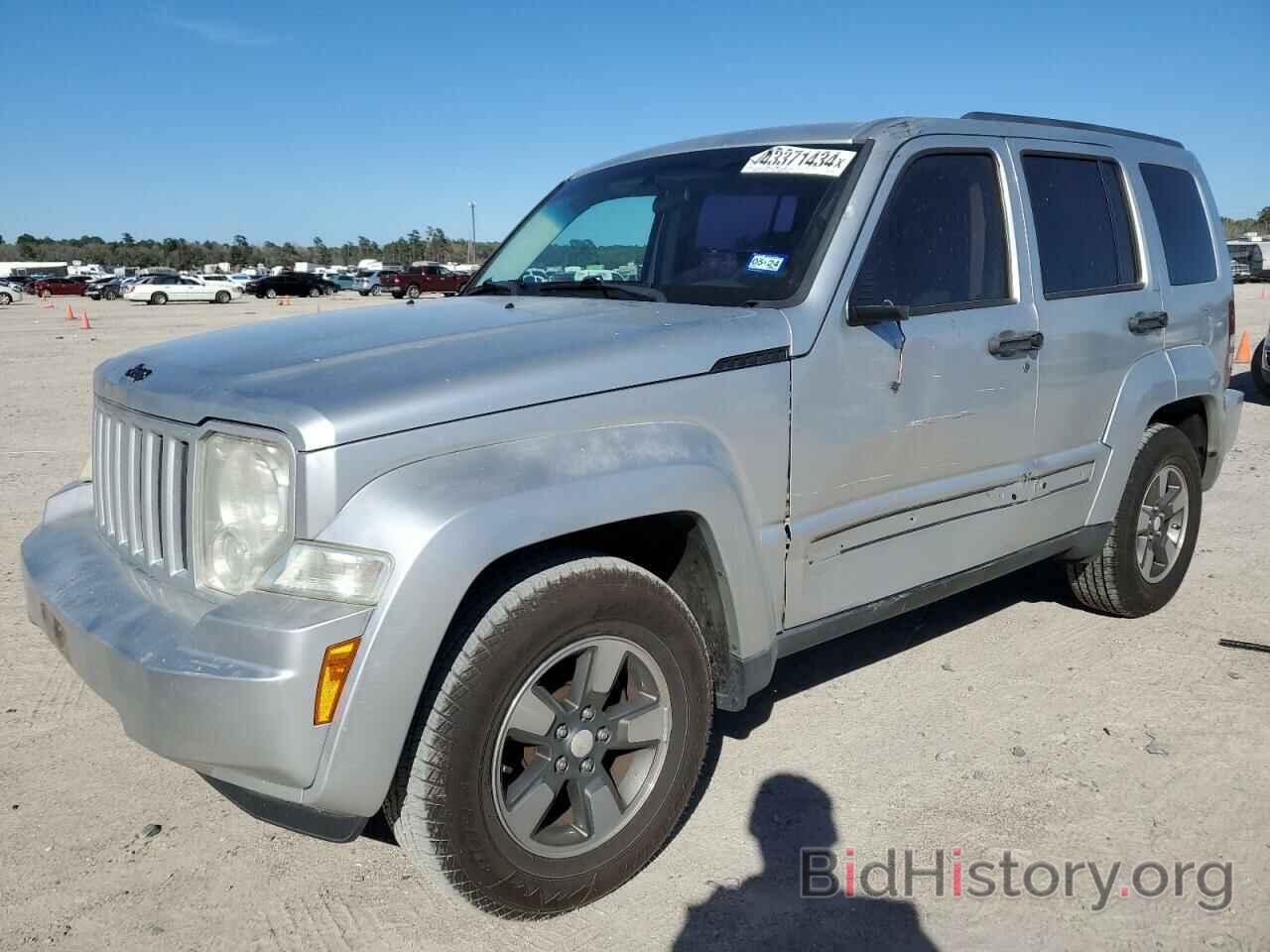 Photo 1J8GP28K88W106838 - JEEP LIBERTY 2008