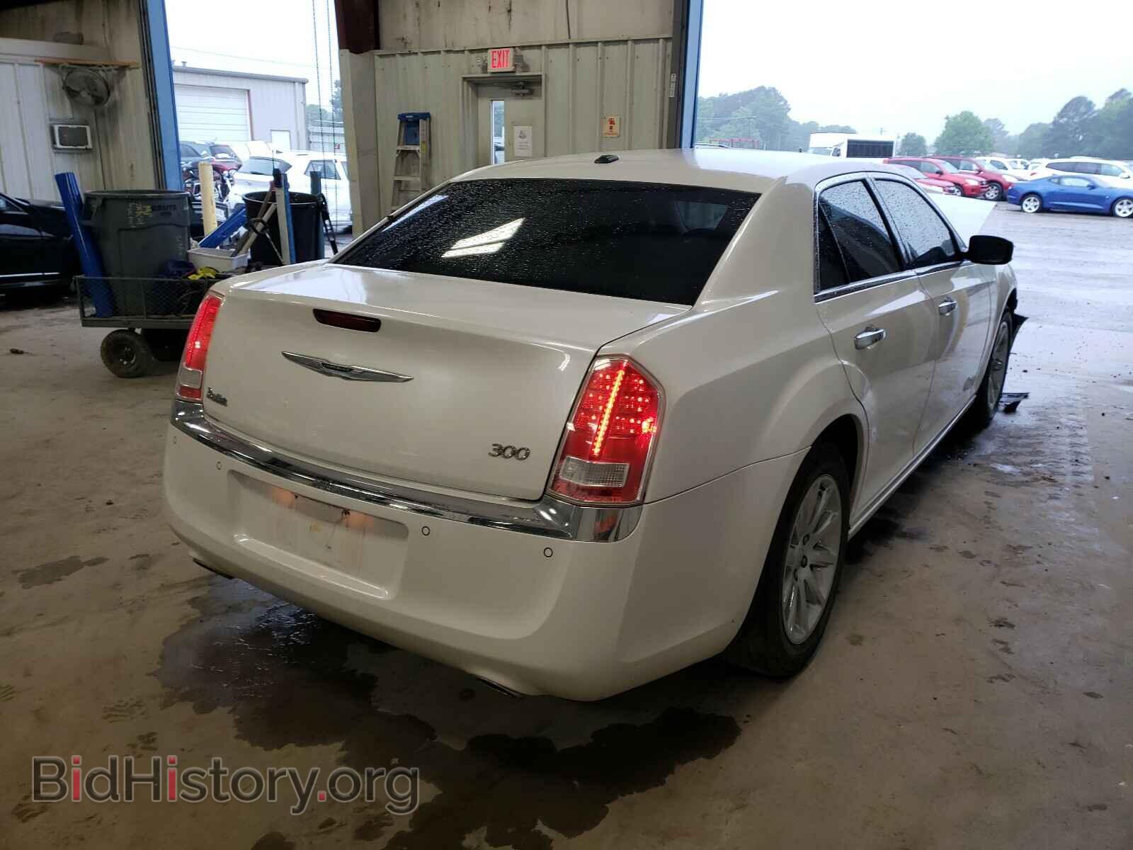 2011 CHRYSLER 300 - VIN: 2C3CA5CG5BH535912 - Фото 4