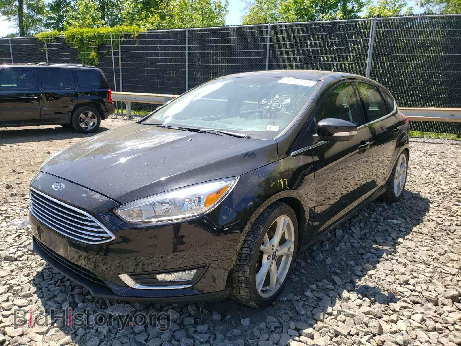 2016 FORD FOCUS - VIN: 1FADP3N21GL357419 - Фото 2