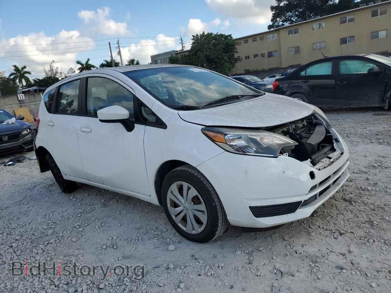 2018 NISSAN VERSA - VIN: 3N1CE2CP0JL370178 - Фото 4