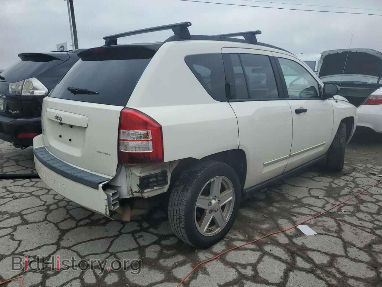 2008 JEEP COMPASS - VIN: 1J8FF47W58D776874 - Фото 3