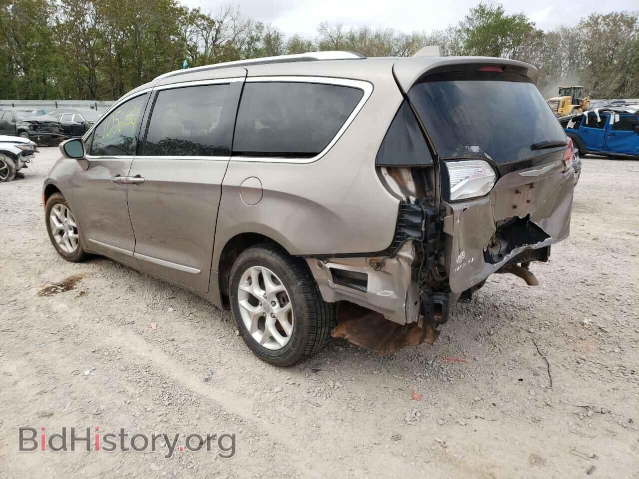 2017 CHRYSLER PACIFICA - VIN: 2C4RC1EG5HR536664 - Photo 3