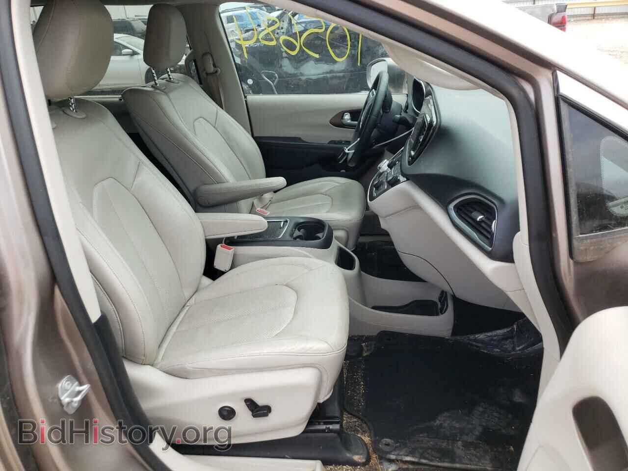2017 CHRYSLER PACIFICA - VIN: 2C4RC1EG5HR536664 - Photo 5