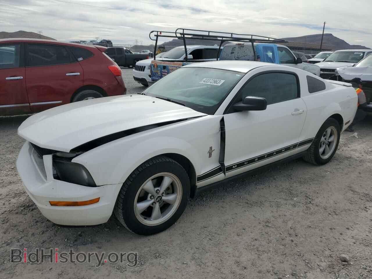Photo 1ZVHT80N285122150 - FORD MUSTANG 2008