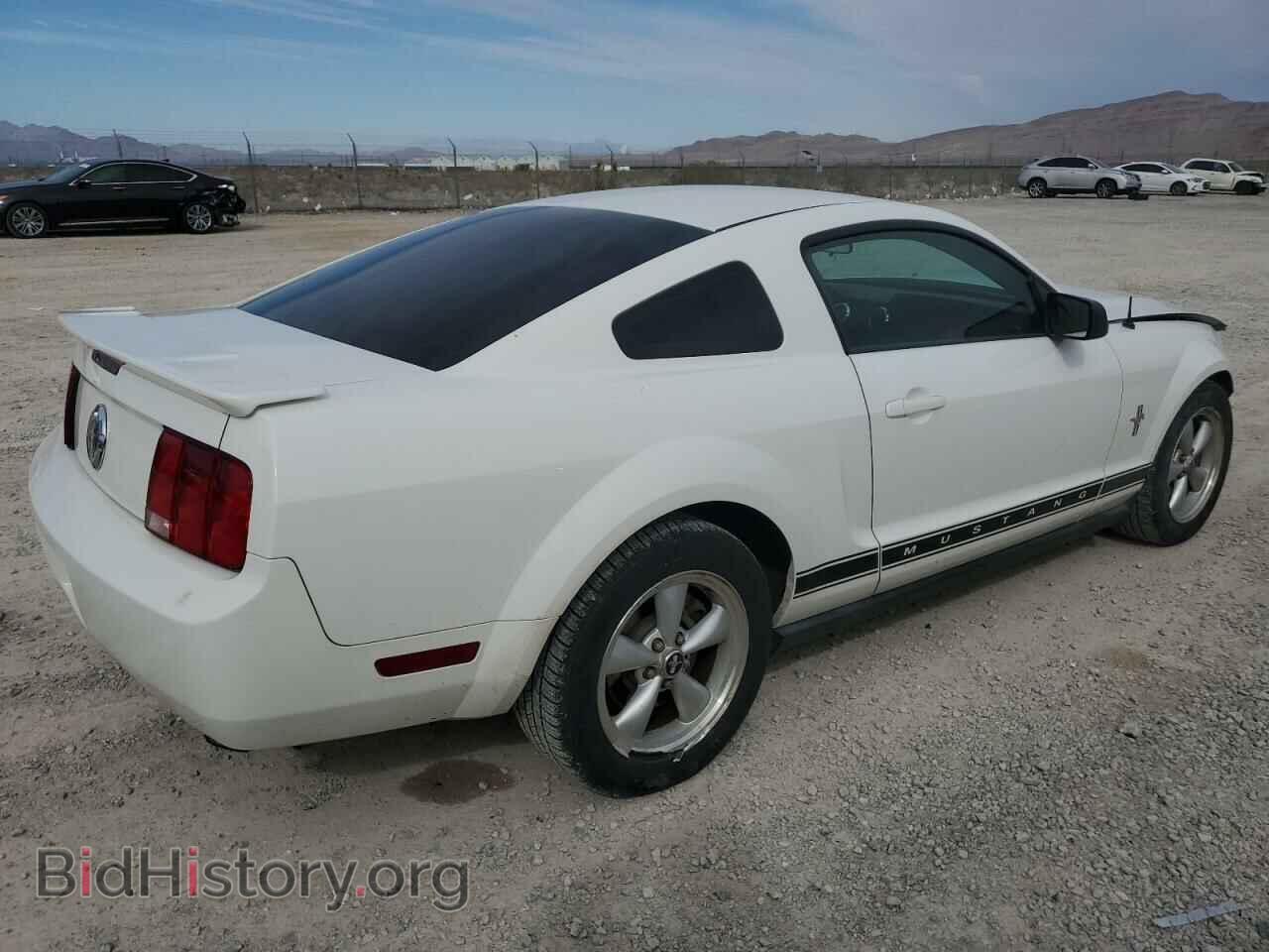 2008 FORD MUSTANG - VIN: 1ZVHT80N285122150 - Фото 3