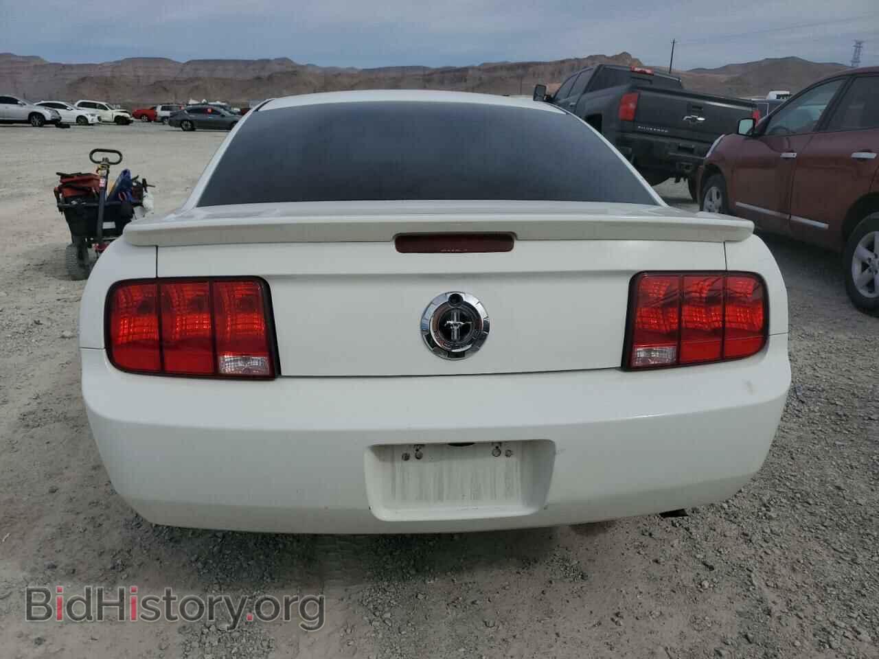 2008 FORD MUSTANG - VIN: 1ZVHT80N285122150 - Фото 6