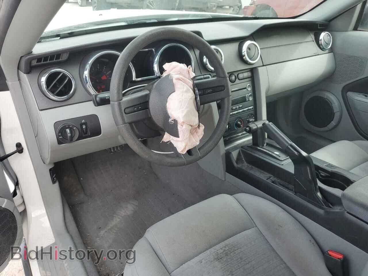 2008 FORD MUSTANG - VIN: 1ZVHT80N285122150 - Фото 8