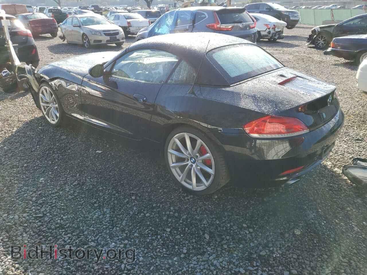 2011 BMW Z4 - VIN: WBALM7C5XBE383580 - Фото 2