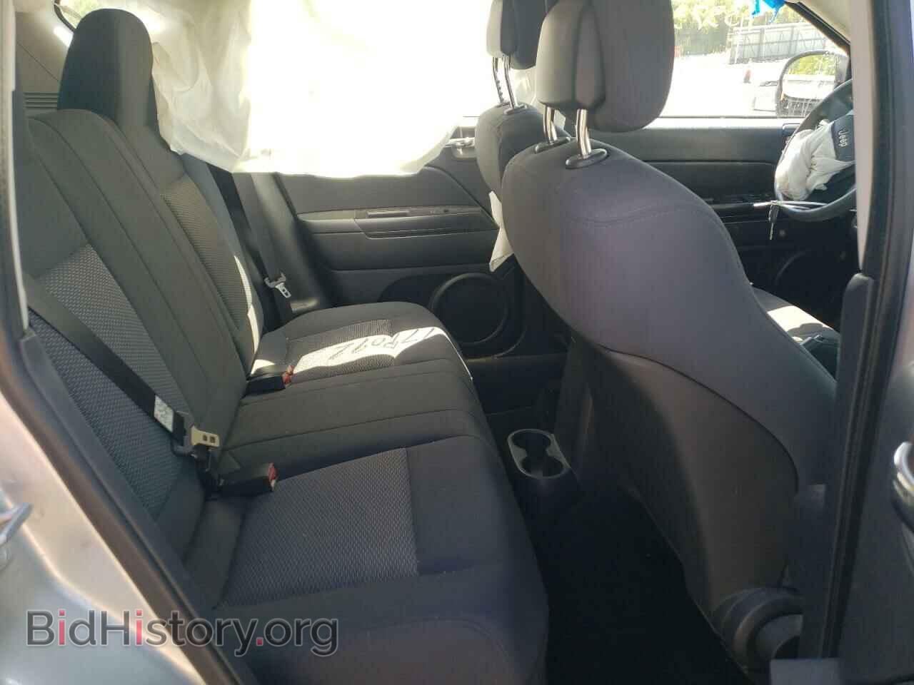 2010 JEEP COMPASS - VIN: 1J4NF4FB7AD553219 - Фото 6
