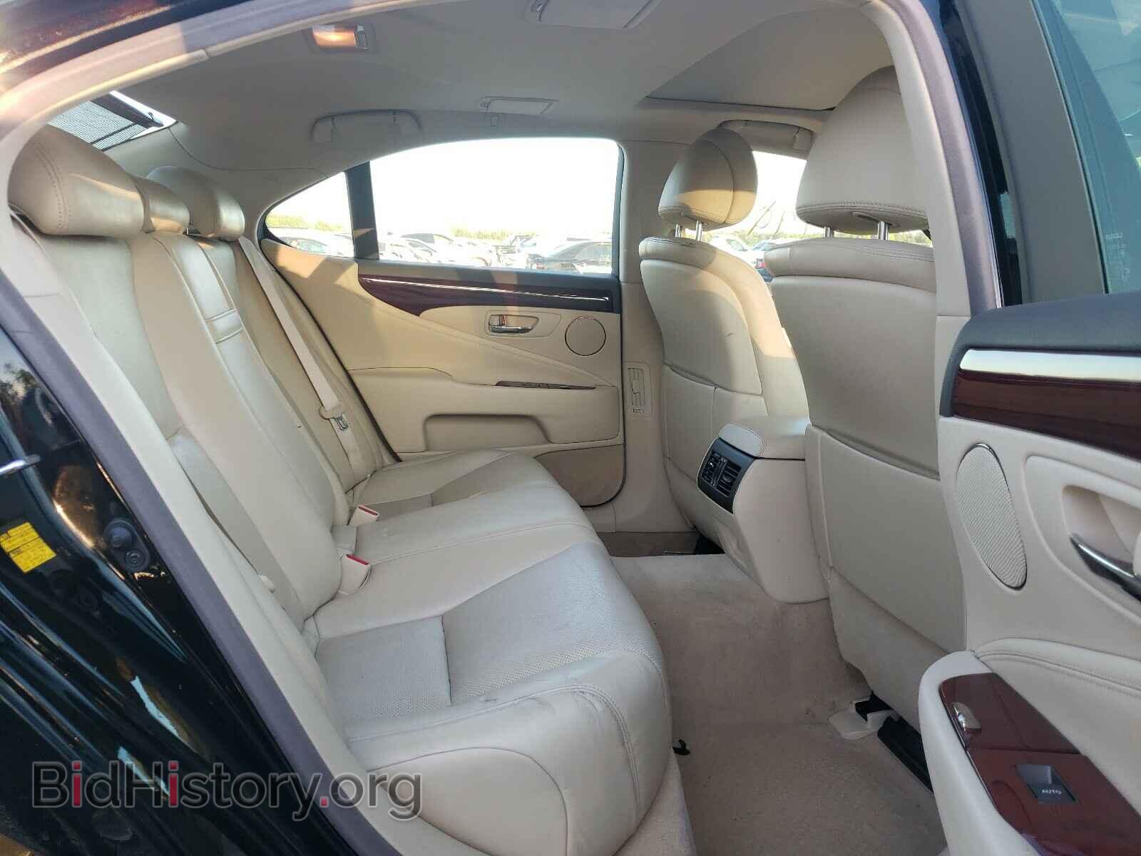 2012 LEXUS LS460 - VIN: JTHBL5EFXC5110490 - Photo 6