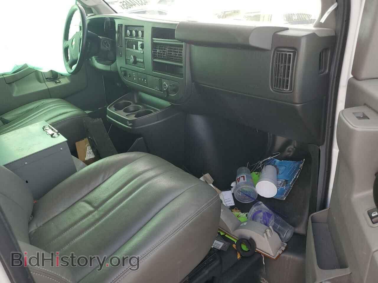 2021 CHEVROLET EXPRESS - VIN: 1GCWGAF71M1238228 - Фото 8