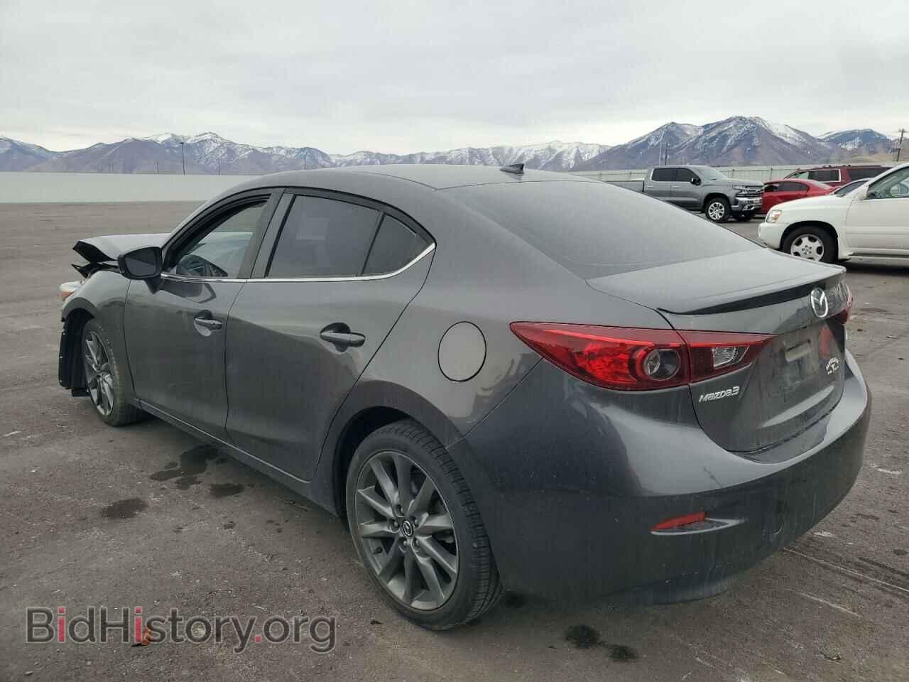 2018 MAZDA 3 - VIN: 3MZBN1V32JM272435 - Фото 2