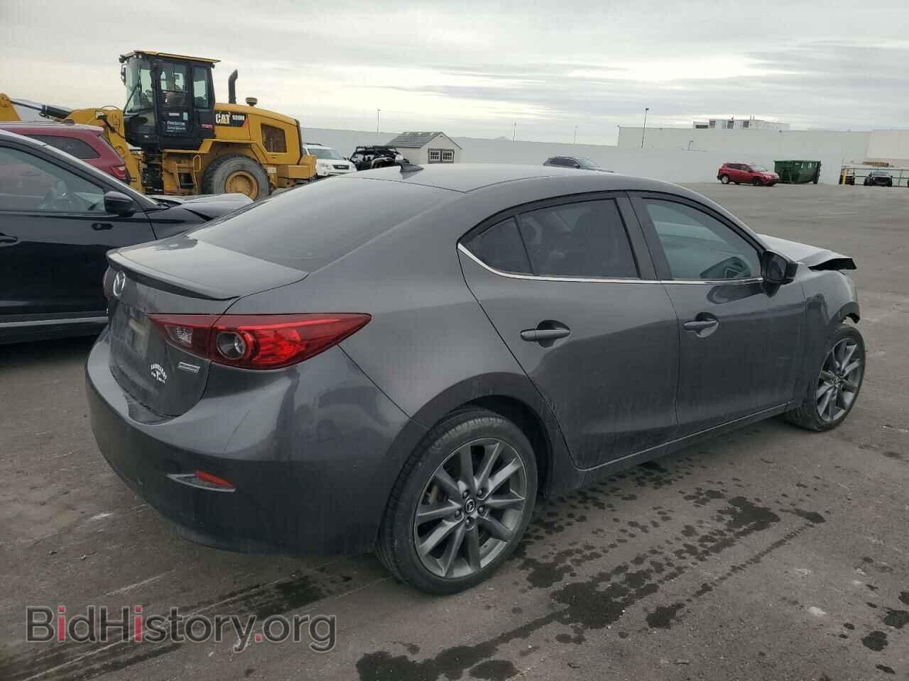 2018 MAZDA 3 - VIN: 3MZBN1V32JM272435 - Фото 3