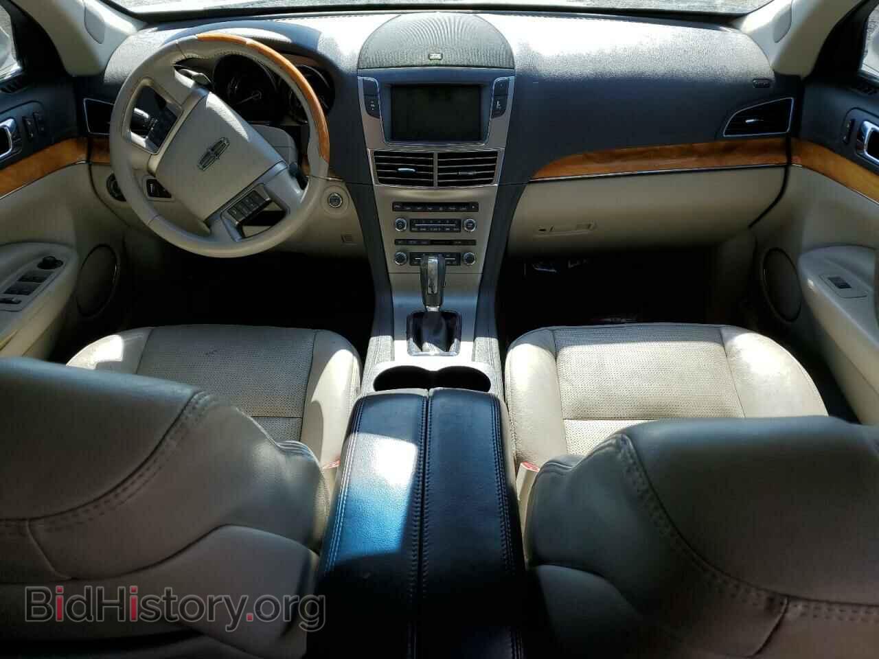 2012 LINCOLN MKT - VIN: 2LMHJ5AT1CBL55011 - Фото 8