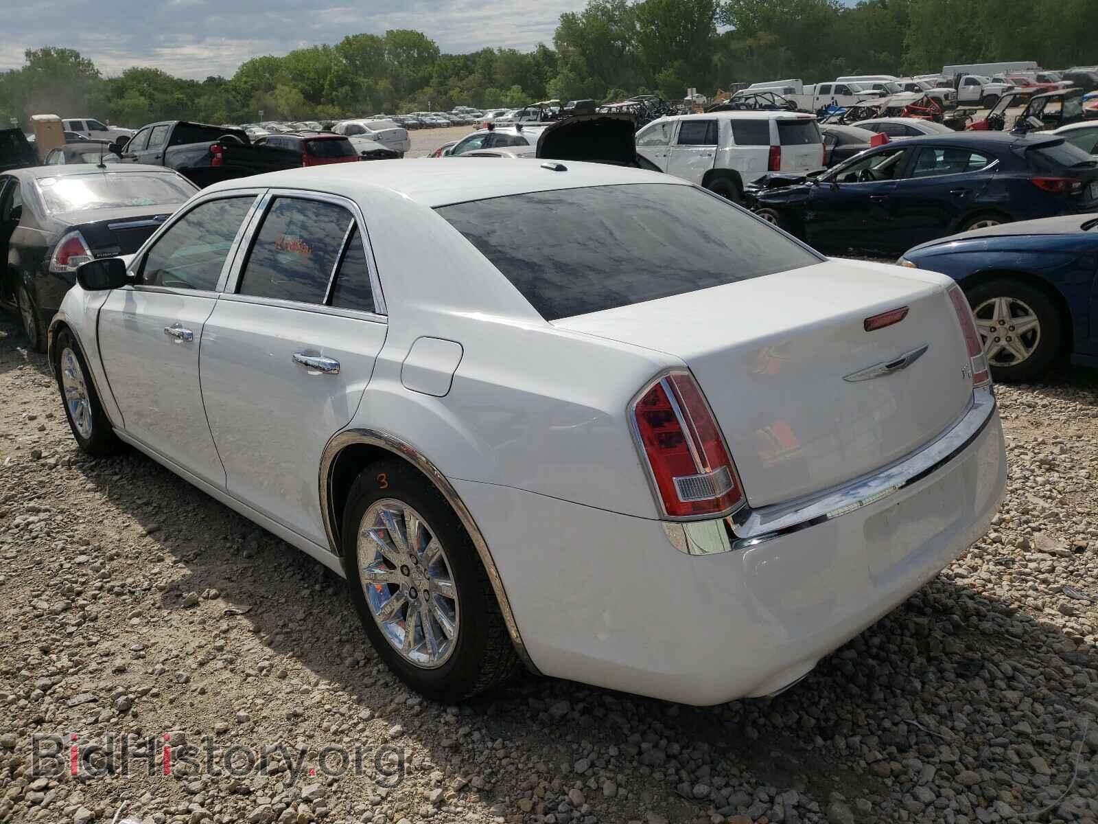 2014 CHRYSLER 300 - VIN: 2C3CCAET0EH117632 - Фото 3