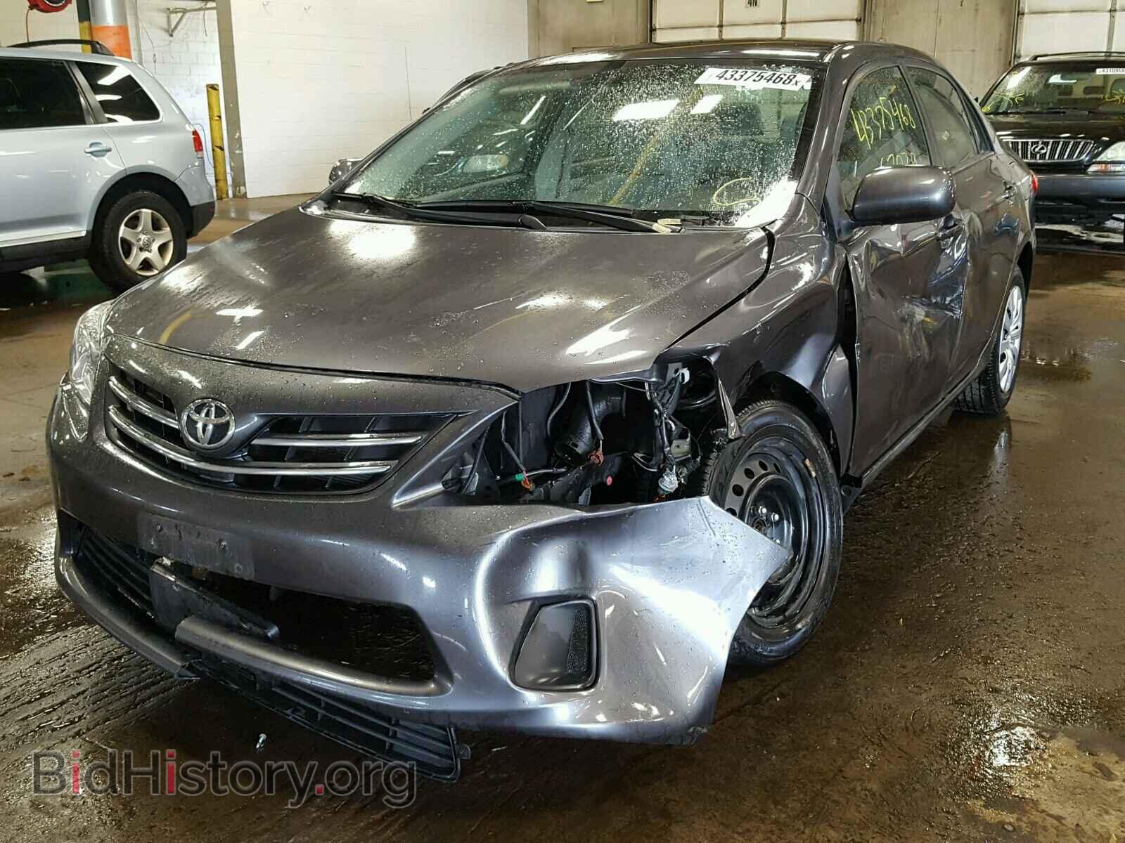 2013 TOYOTA COROLLA BA - VIN: 2T1BU4EE8DC117782 - Фото 2