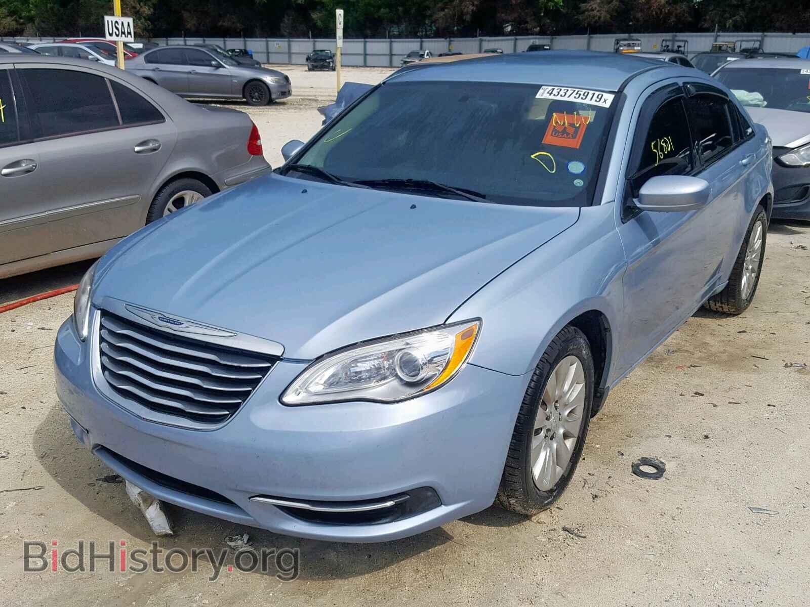 2013 CHRYSLER 200 - VIN: 1C3CCBAG0DN729107 - Фото 2