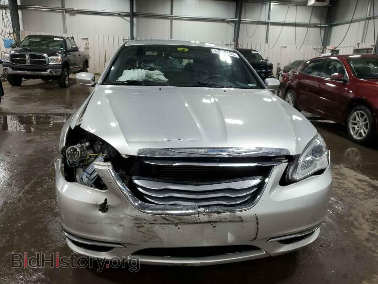 2012 CHRYSLER 200 - VIN: 1C3CCBAB8CN172403 - Фото 5