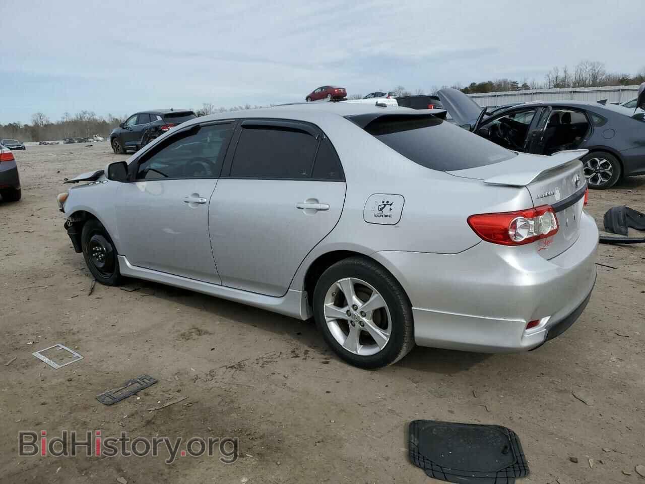 2011 TOYOTA COROLLA - VIN: 2T1BU4EE1BC635083 - Фото 2