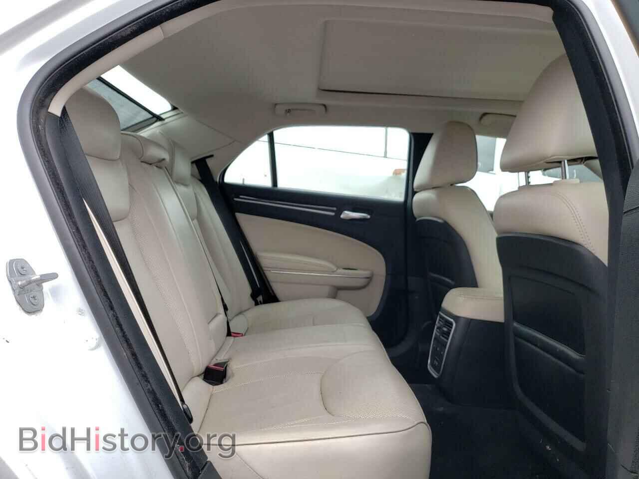 2015 CHRYSLER 300 - VIN: 2C3CCAEG0FH779876 - Фото 10