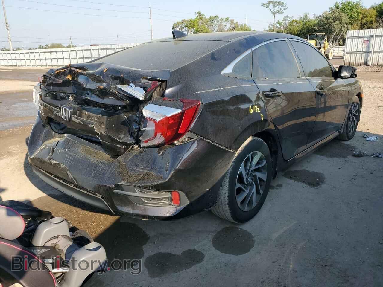 2017 HONDA CIVIC - VIN: 19XFC2F71HE003655 - Фото 3