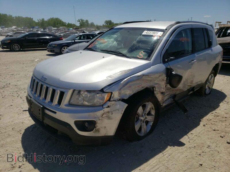 2012 Jeep COMPASS (VIN 1C4NJDBB8CD573931) — фото 2 из 10