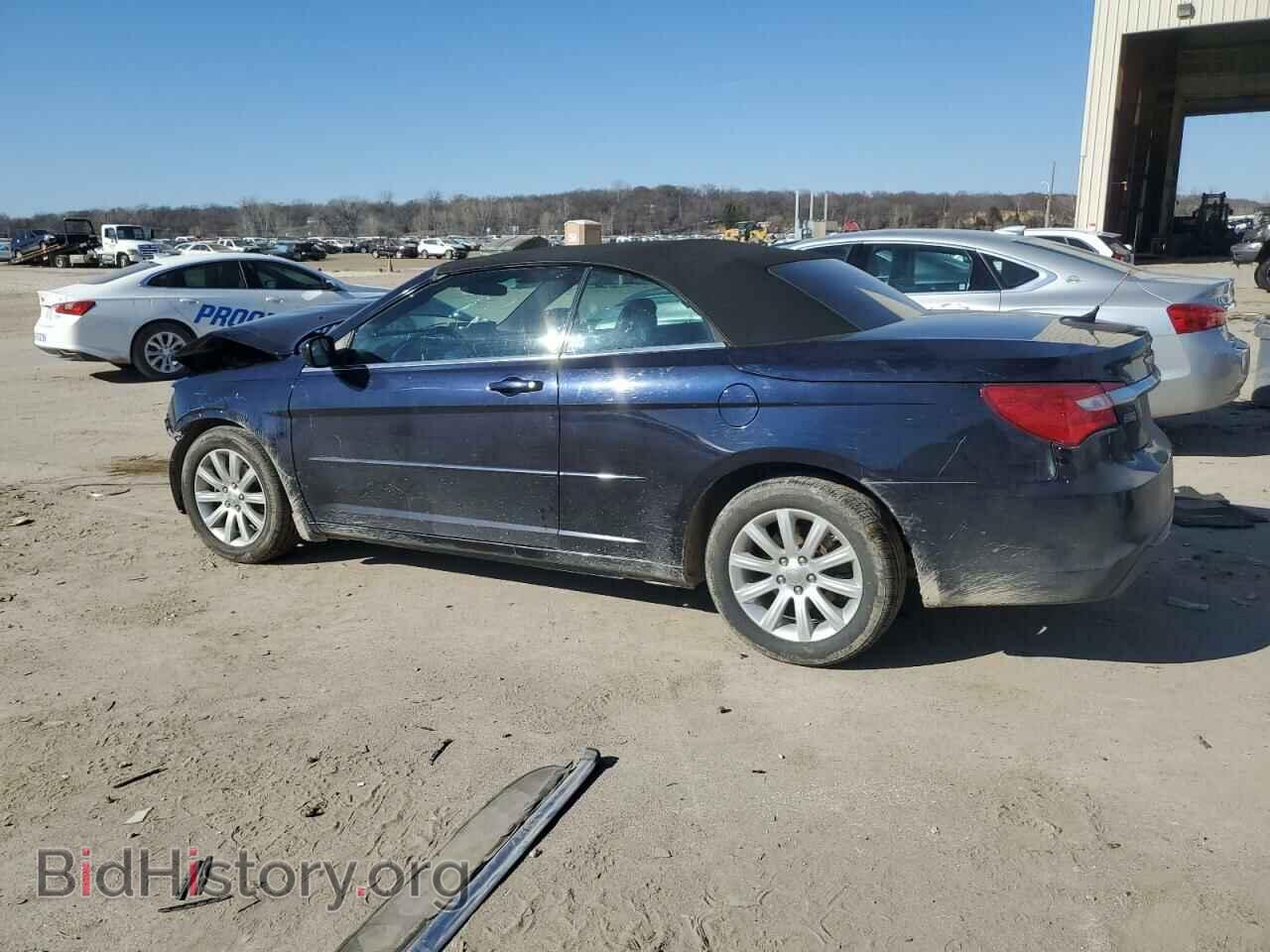 2012 CHRYSLER 200 - VIN: 1C3BCBEG9CN256313 - Фото 2
