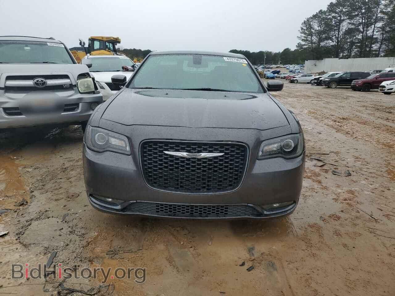 2019 CHRYSLER 300 - VIN: 2C3CCAGG4KH569370 - Фото 5