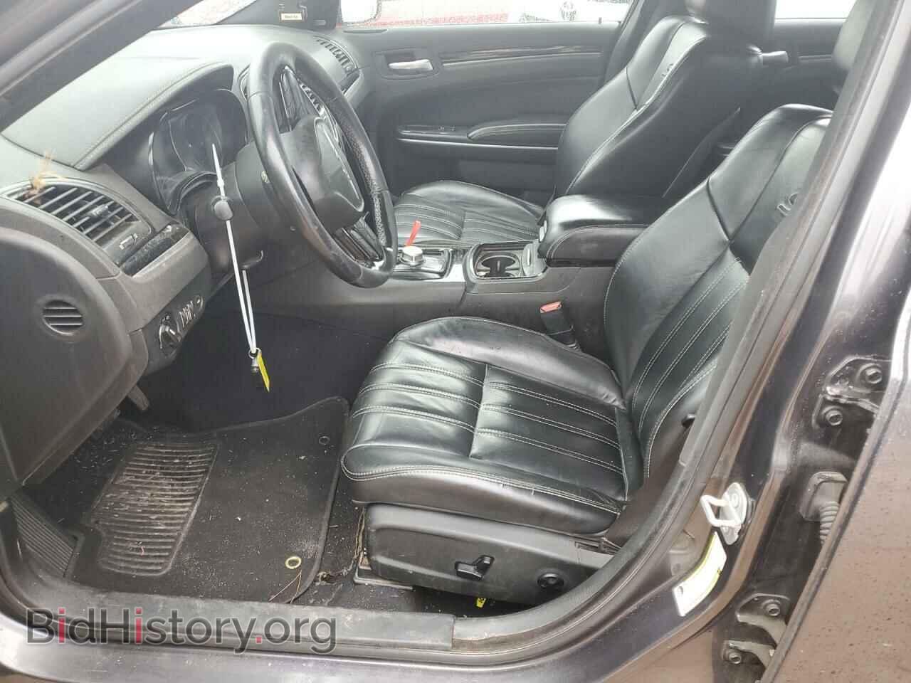 2019 CHRYSLER 300 - VIN: 2C3CCAGG4KH569370 - Фото 7