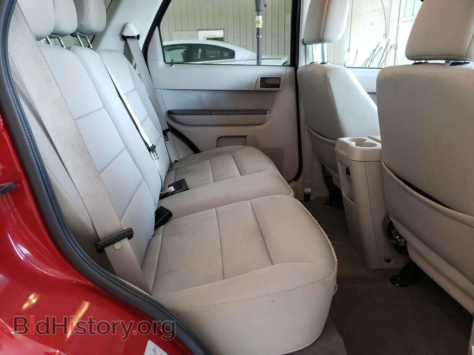 2011 FORD ESCAPE - VIN: 1FMCU0D72BKA03977 - Фото 6