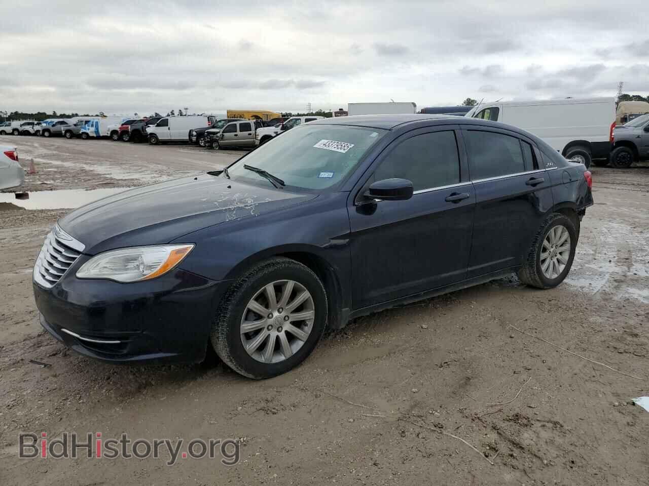 Photo 1C3BC1FG0BN503354 - CHRYSLER 200 2011