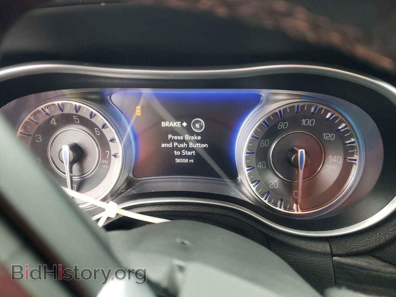 2016 CHRYSLER 300 - VIN: 2C3CCAAG3GH170627 - Фото 8