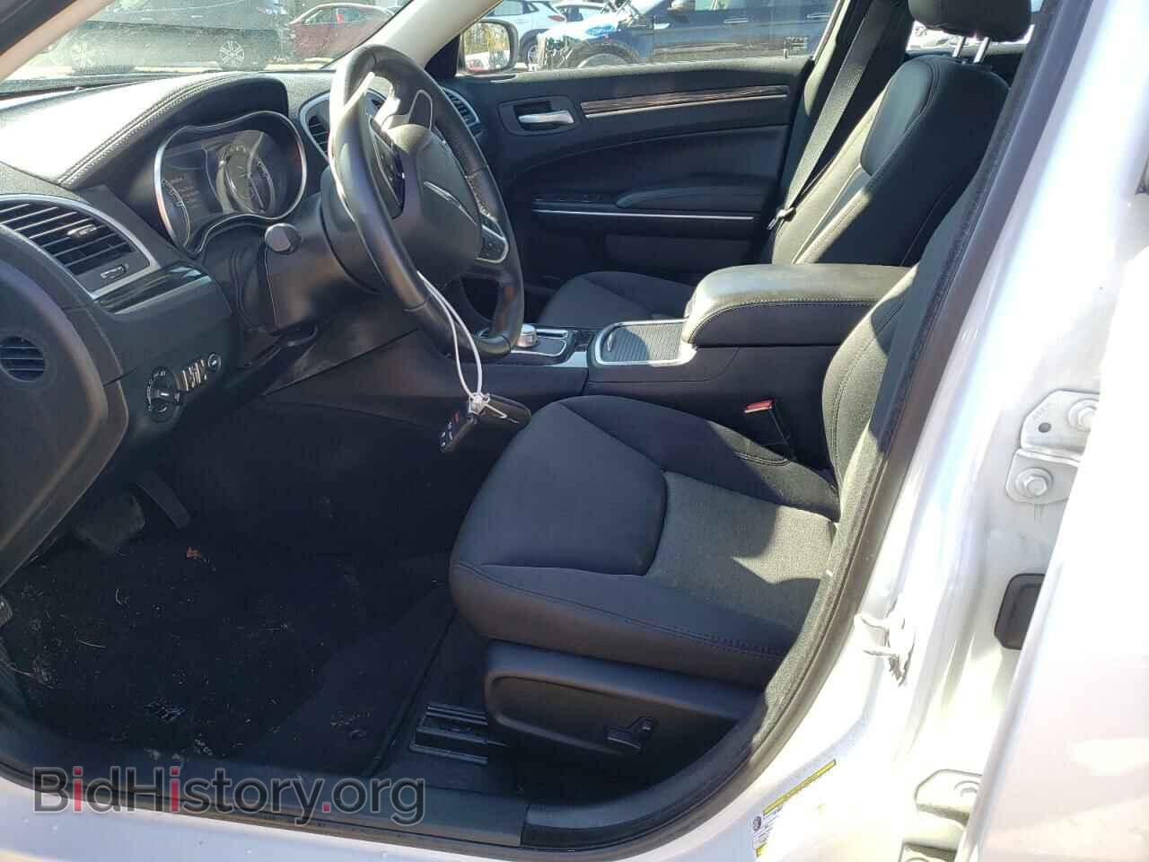 2018 CHRYSLER 300 - VIN: 2C3CCAAGXJH256203 - Фото 7