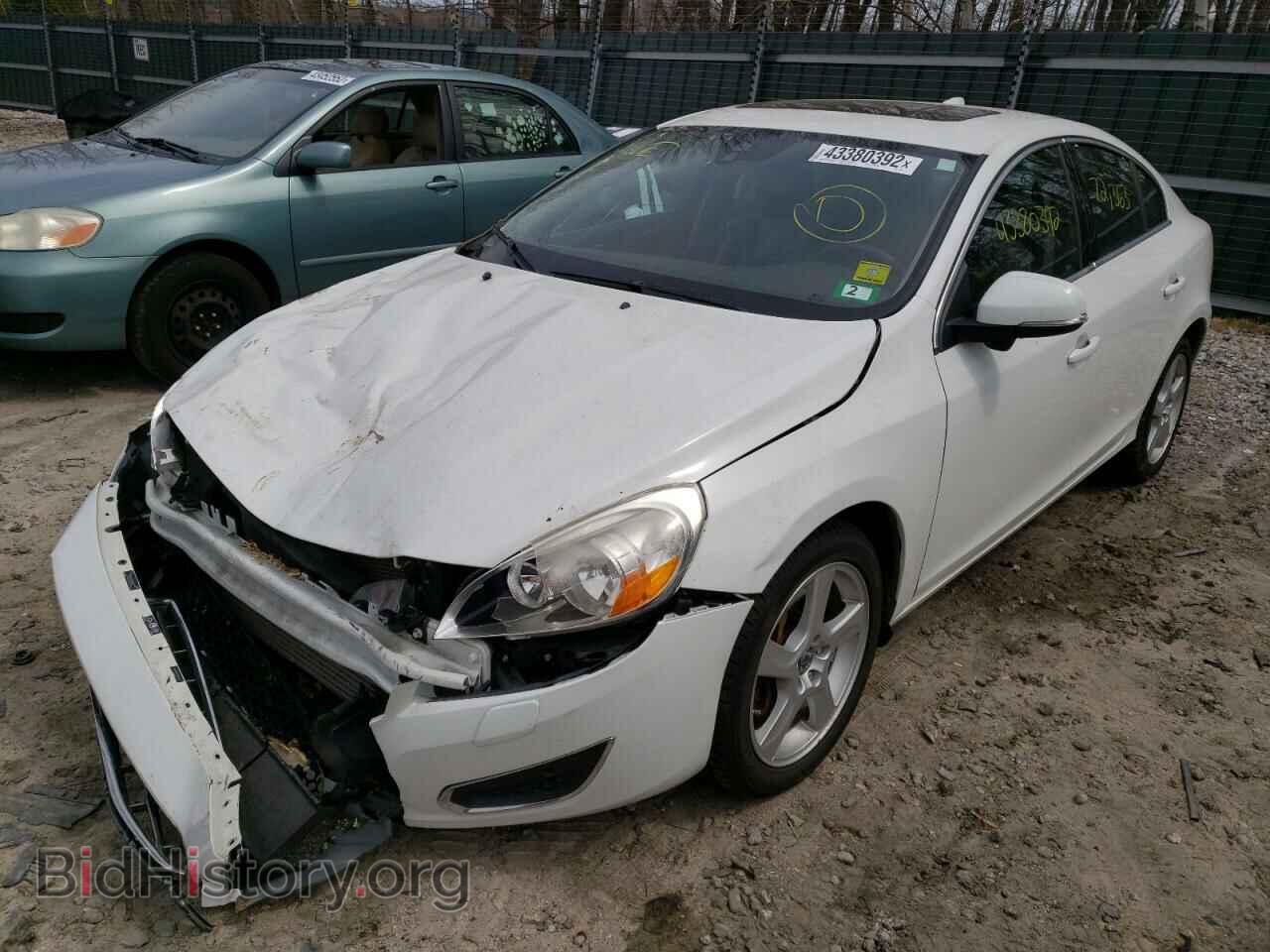 2013 VOLVO S60 - VIN: YV1612FH6D1215098 - Фото 2