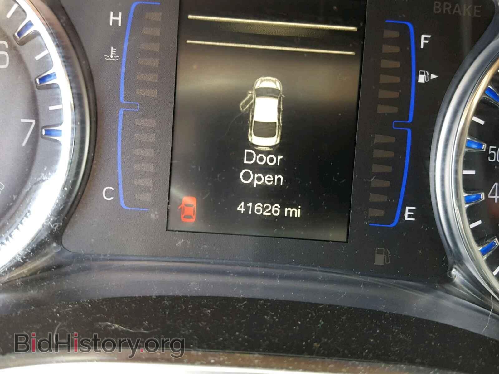 2016 CHRYSLER 200 - VIN: 1C3CCCFB8GN194695 - Фото 8