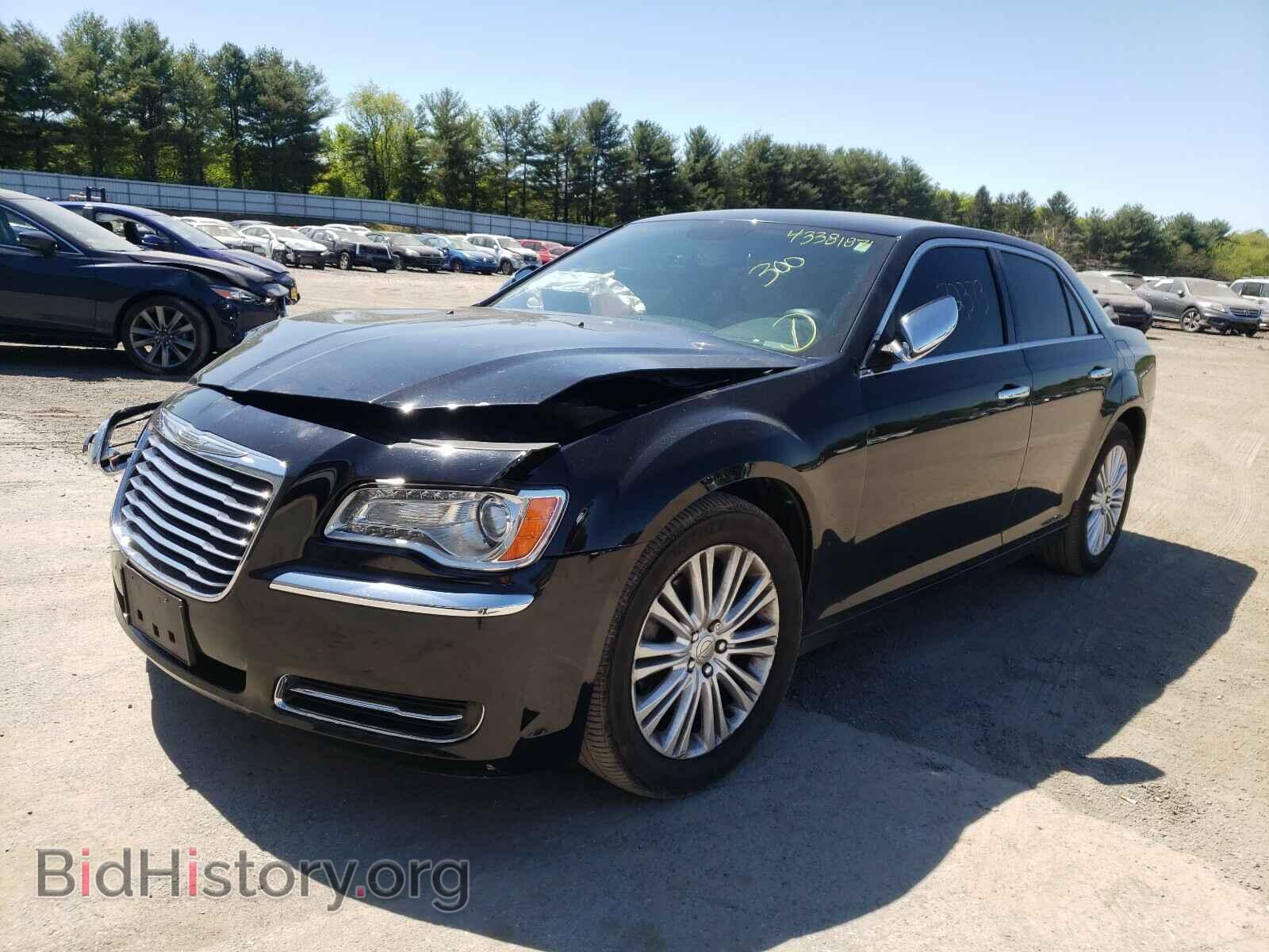 2014 CHRYSLER 300 - VIN: 2C3CCARG9EH381722 - Фото 2