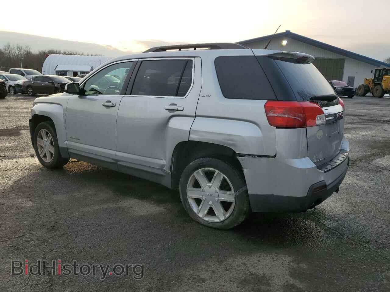 2011 GMC TERRAIN - VIN: 2CTFLVE51B6283221 - Photo 2