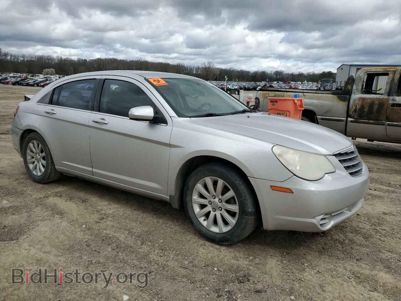 2010 CHRYSLER SEBRING - VIN: 1C3CC5FB7AN176594 - Фото 4