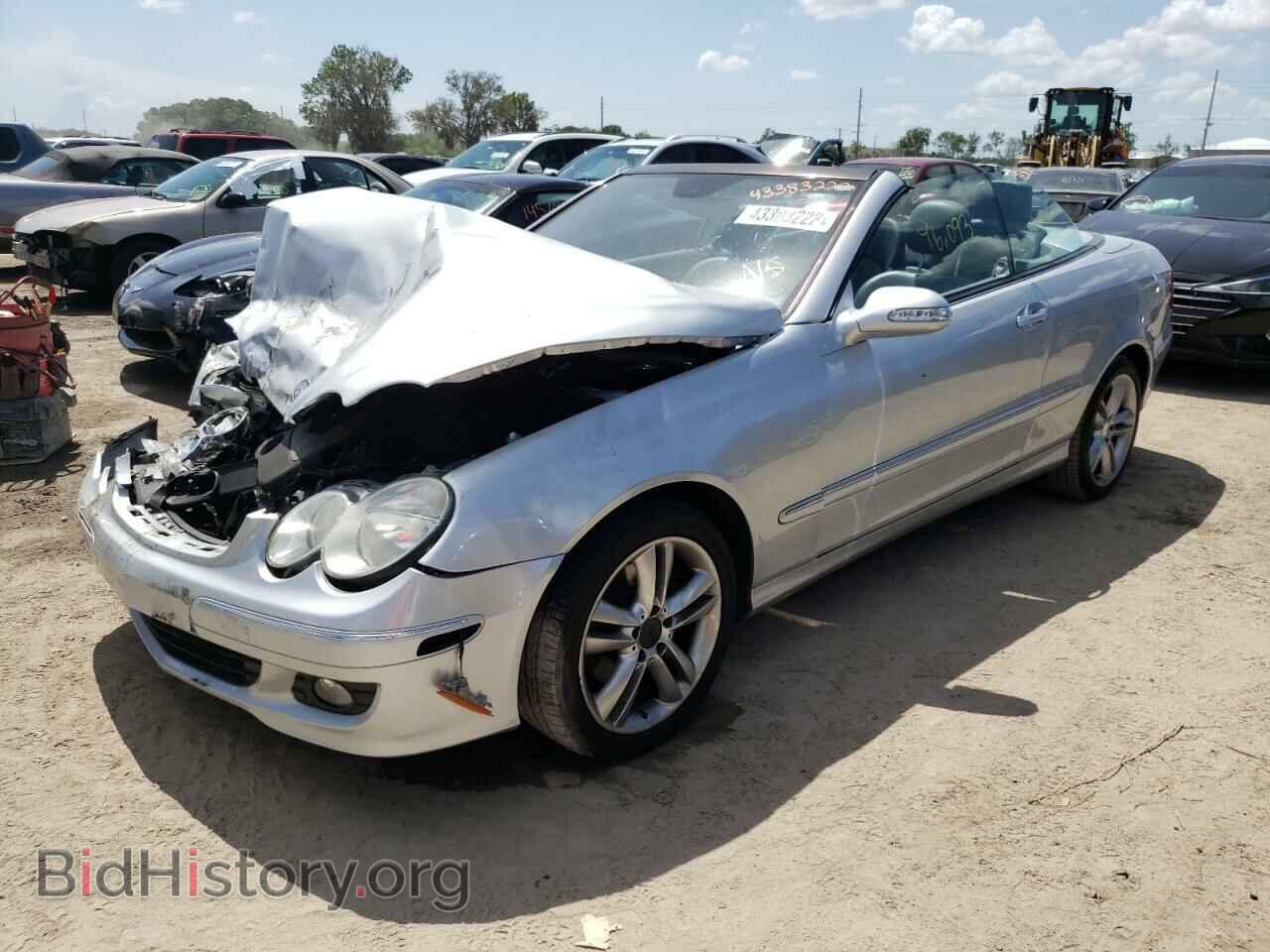 2008 MERCEDES-BENZ CLK-CLASS - VIN: WDBTK56F88F242543 - Фото 2