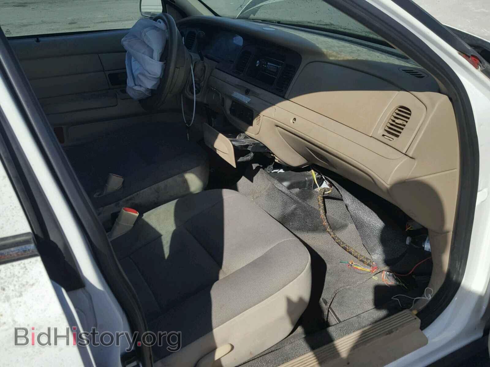 2011 FORD CROWN VIC - VIN: 2FABP7BV9BX108116 - Фото 5