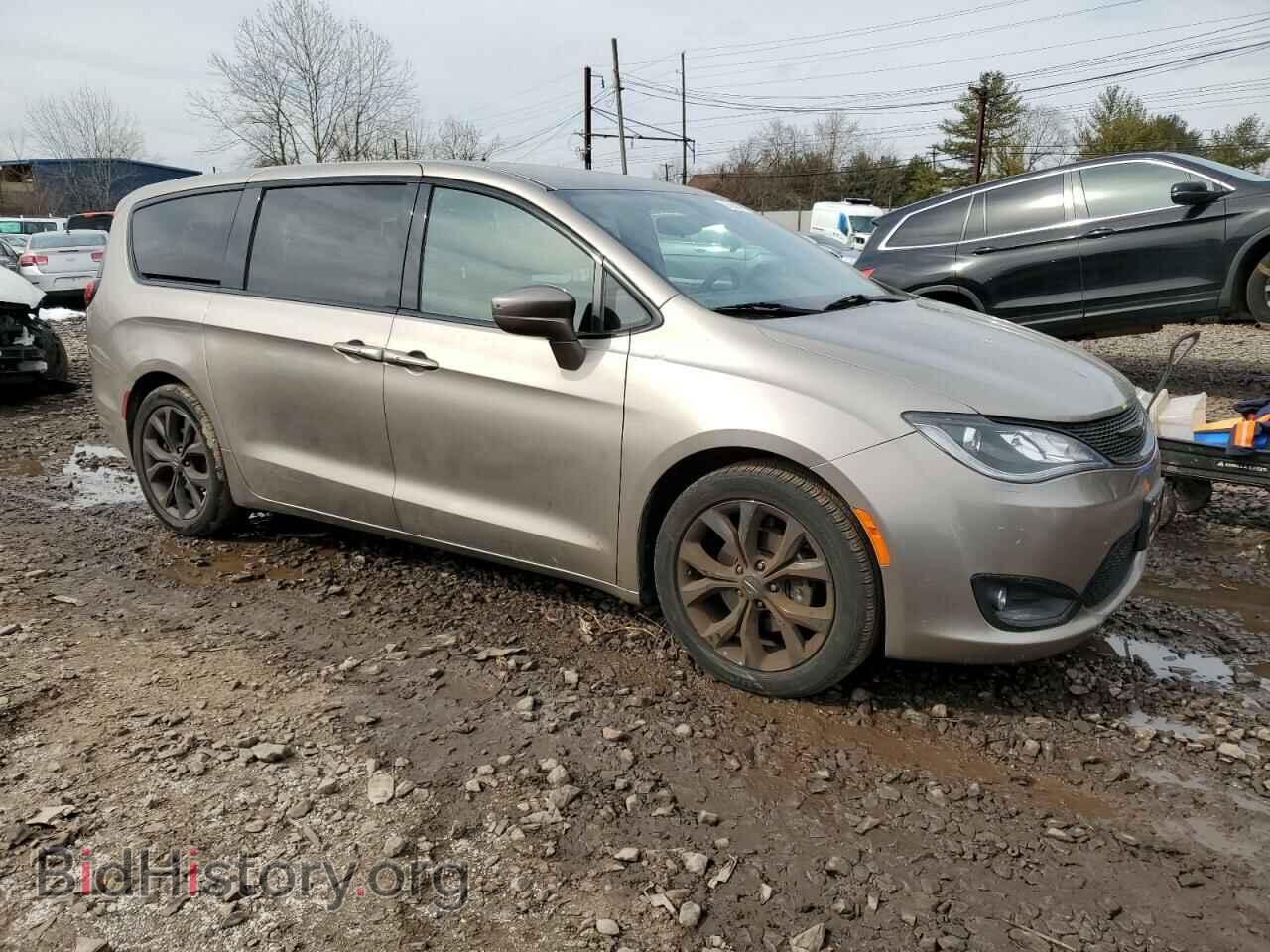 2018 CHRYSLER PACIFICA - VIN: 2C4RC1FG1JR260469 - Photo 4